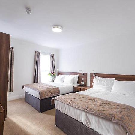 Signature Hotel London Ілфорд Екстер'єр фото