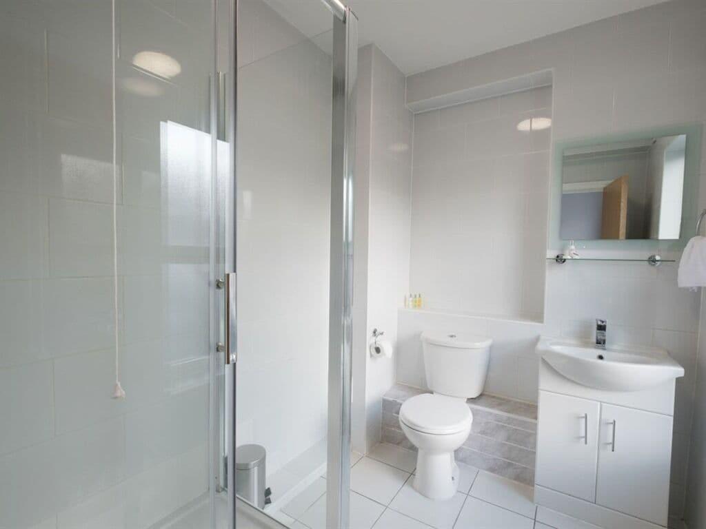 Signature Hotel London Ілфорд Екстер'єр фото